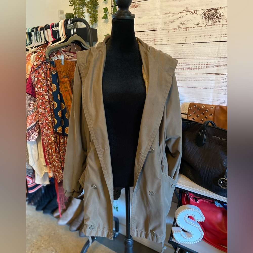Vintage TOWNE by London Fog light coat